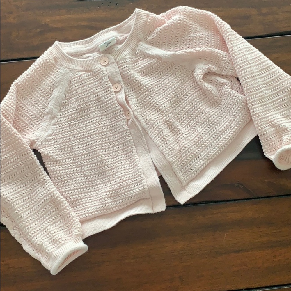 🌟5️⃣for💲25🌟 GAP baby pink pointelle cardigan 2T
